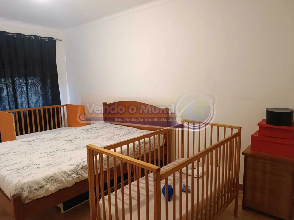 Apartamento T1 para Venda em Benavente Foto 11