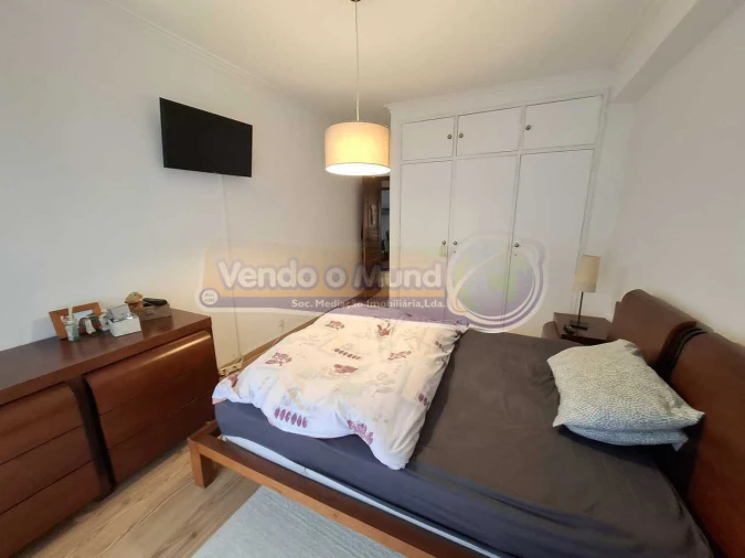 Apartamento T3 para Venda em Benavente Foto 11