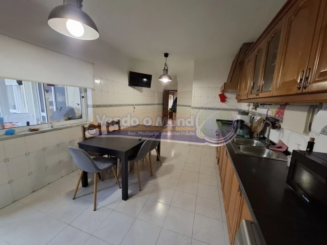 Apartamento T3 para Venda em Benavente Foto 4