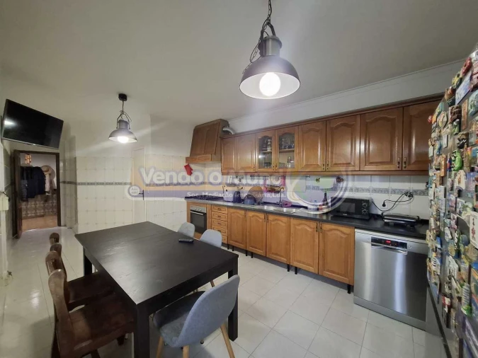Apartamento T3 para Venda em Benavente Foto 2