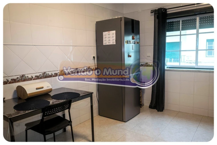 Apartamento T2 para Venda em Samora Correia Foto 4