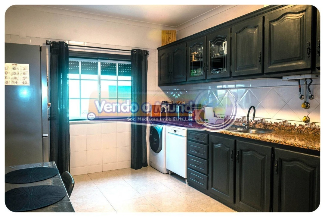 Apartamento T2 para Venda em Samora Correia Foto 3