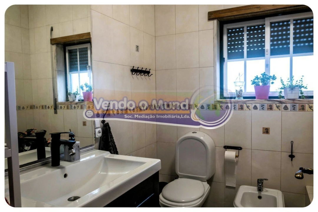 Apartamento T2 para Venda em Samora Correia Foto 18