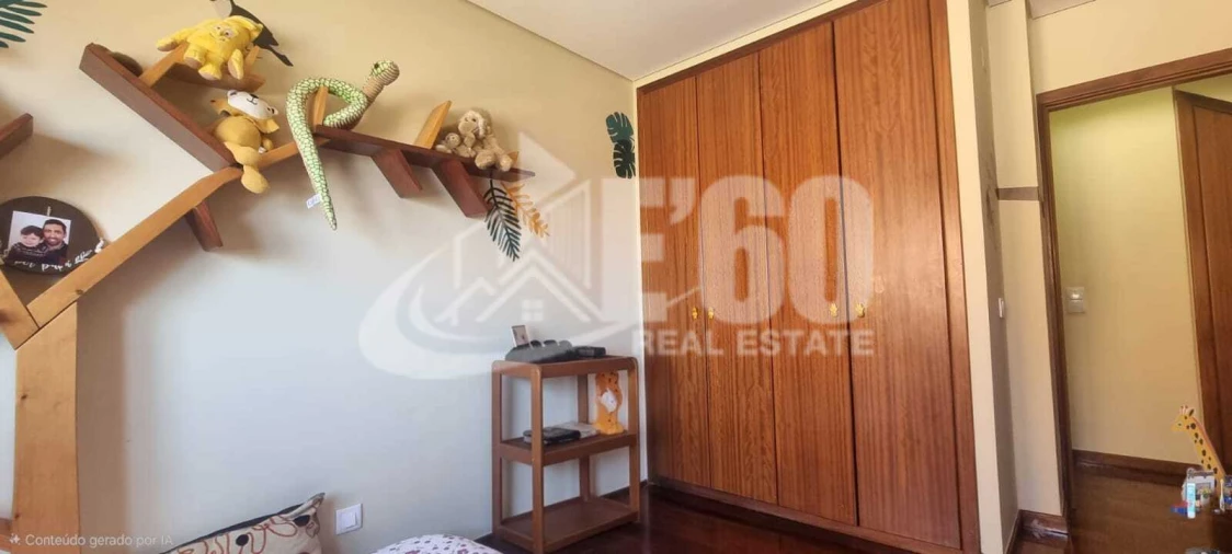 Apartamento T2 para Venda em São Felix da Marinha Foto 16