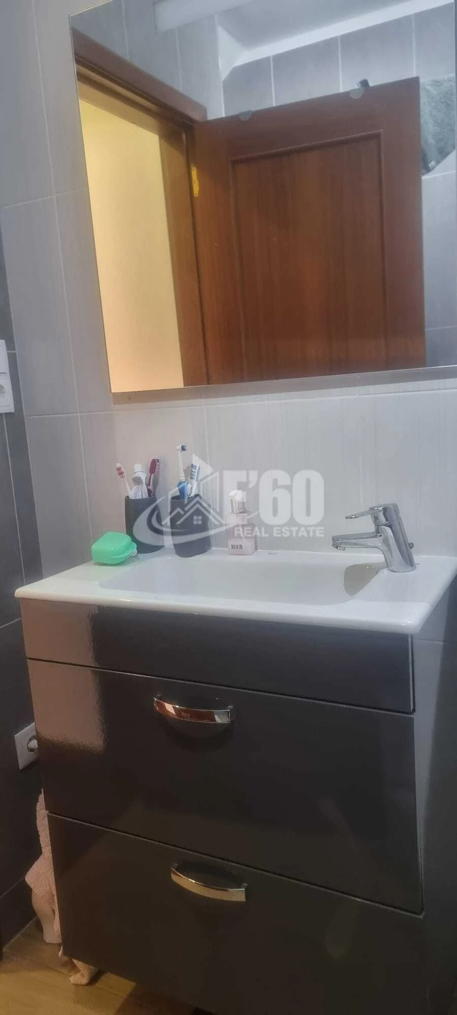 Apartamento T2 para Venda em São Felix da Marinha Foto 19