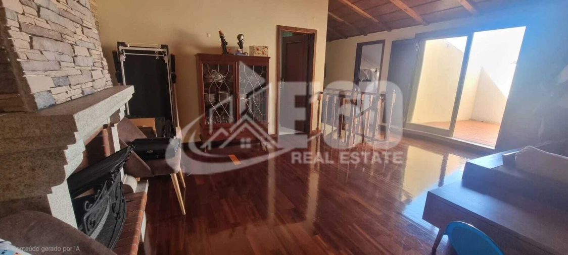 Apartamento T2 para Venda em São Felix da Marinha Foto 3