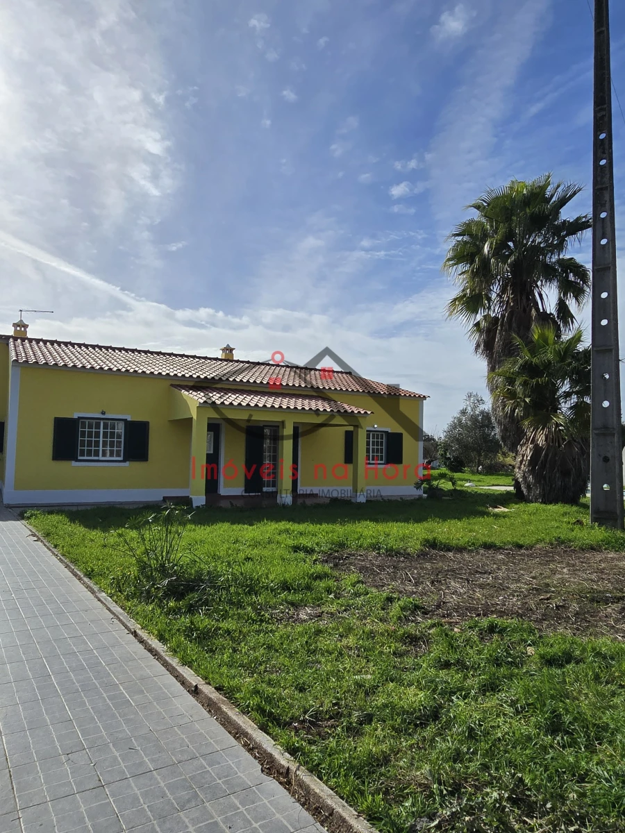 Moradia T3 para Venda em Glória do Ribatejo e Granho Foto 3