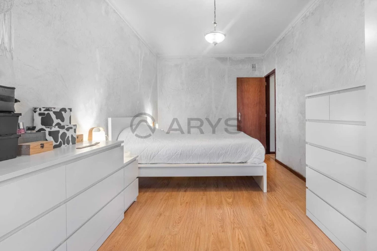 Apartamento T2 para Venda em Braga (Maximinos, Sé e Cividade) Foto 7