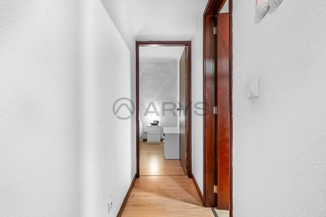 Apartamento T2 para Venda em Braga (Maximinos, Sé e Cividade) Foto 18
