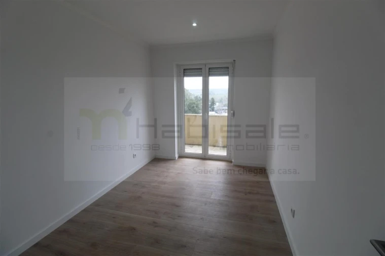 Apartamento T3 para Venda em Queluz e Belas Foto 9