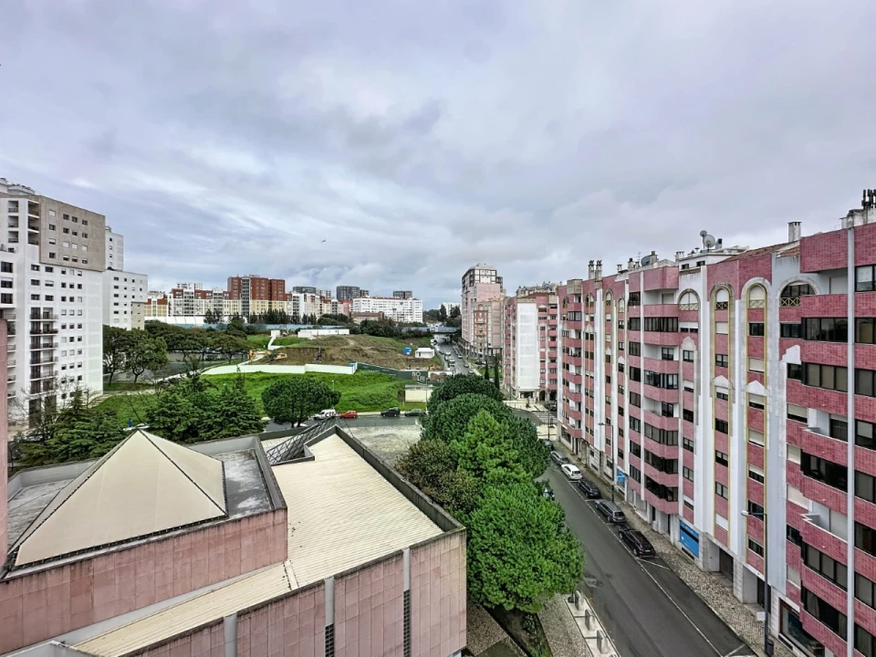 Apartamento T4 para Arrendamento em São Domingos de Benfica Foto 34