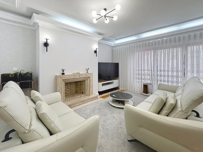 Apartamento T4 para Arrendamento em São Domingos de Benfica Foto 5