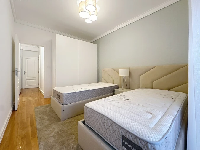 Apartamento T4 para Arrendamento em São Domingos de Benfica Foto 17