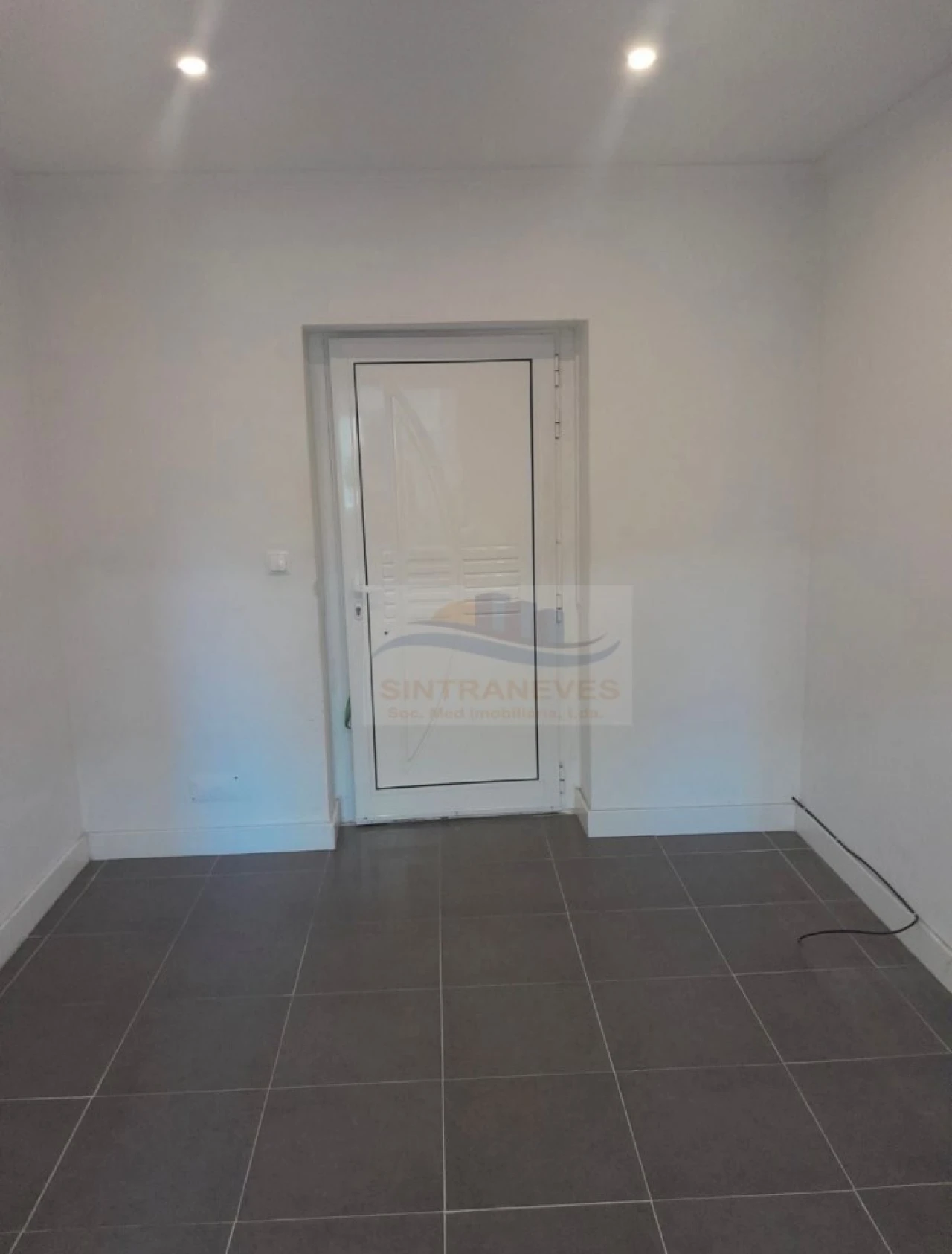 Apartamento T2 para Venda em Póvoa de Santo Adrião e Olival Basto Foto 6