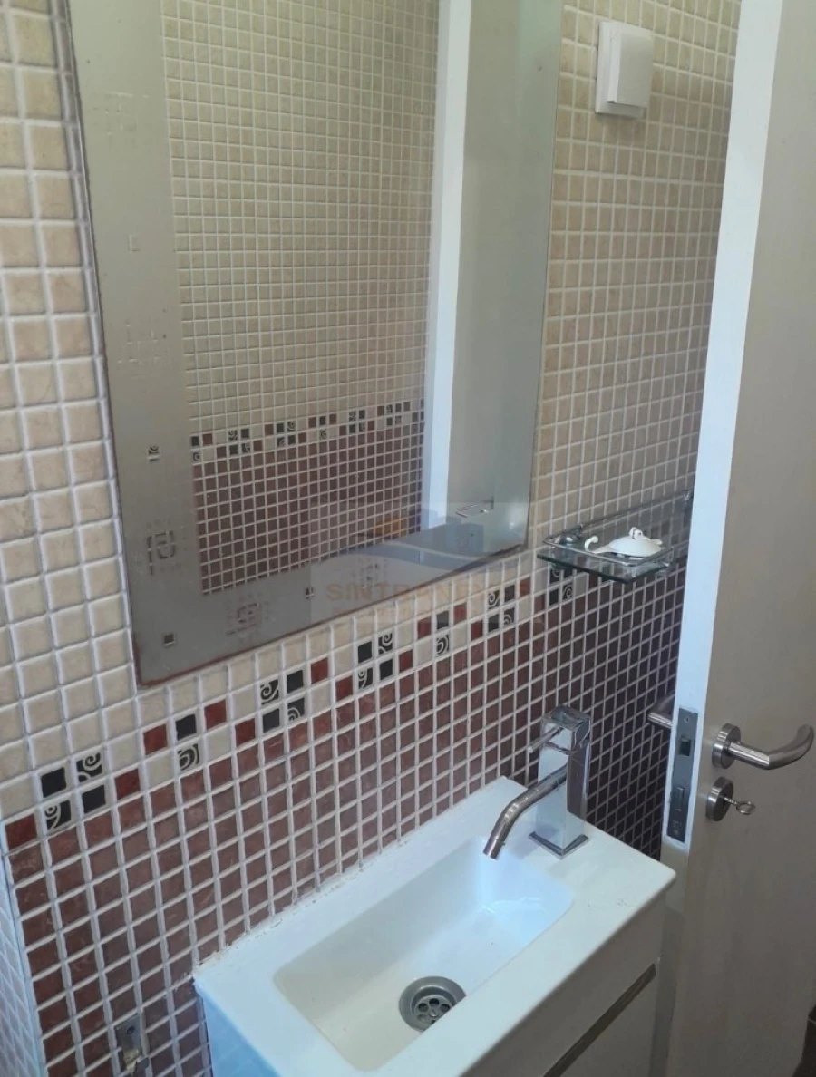 Apartamento T2 para Venda em Póvoa de Santo Adrião e Olival Basto Foto 5