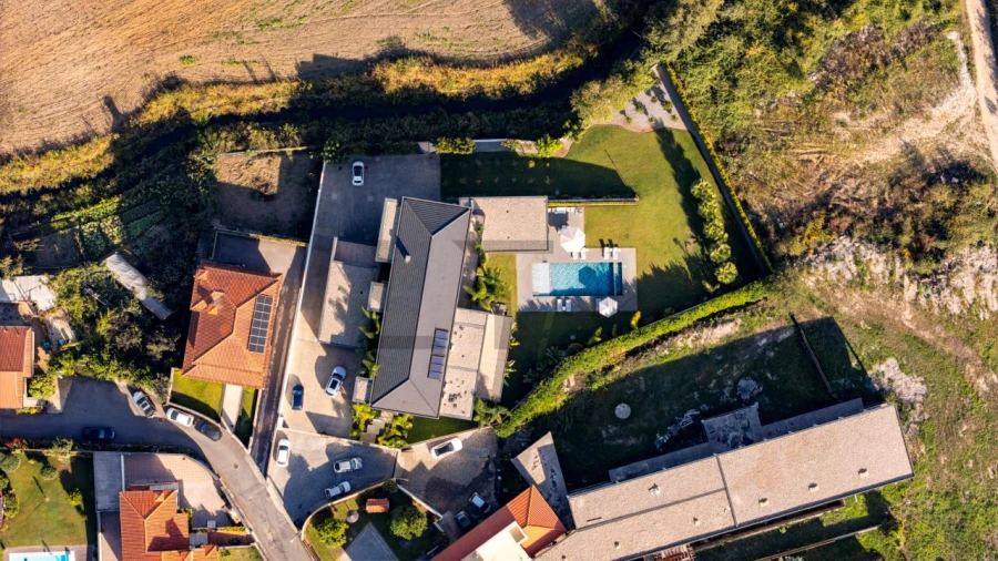 Moradia T7 para Venda em Ribeirão Foto 7