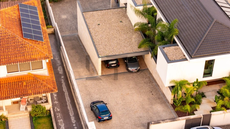 Moradia T7 para Venda em Ribeirão Foto 10