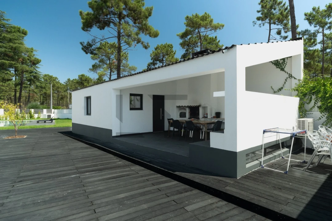 Moradia T4 para Venda em Corroios Foto 9