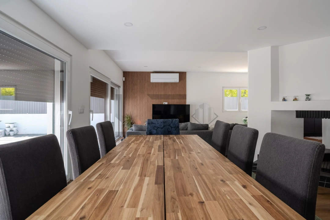 Moradia T4 para Venda em Corroios Foto 17