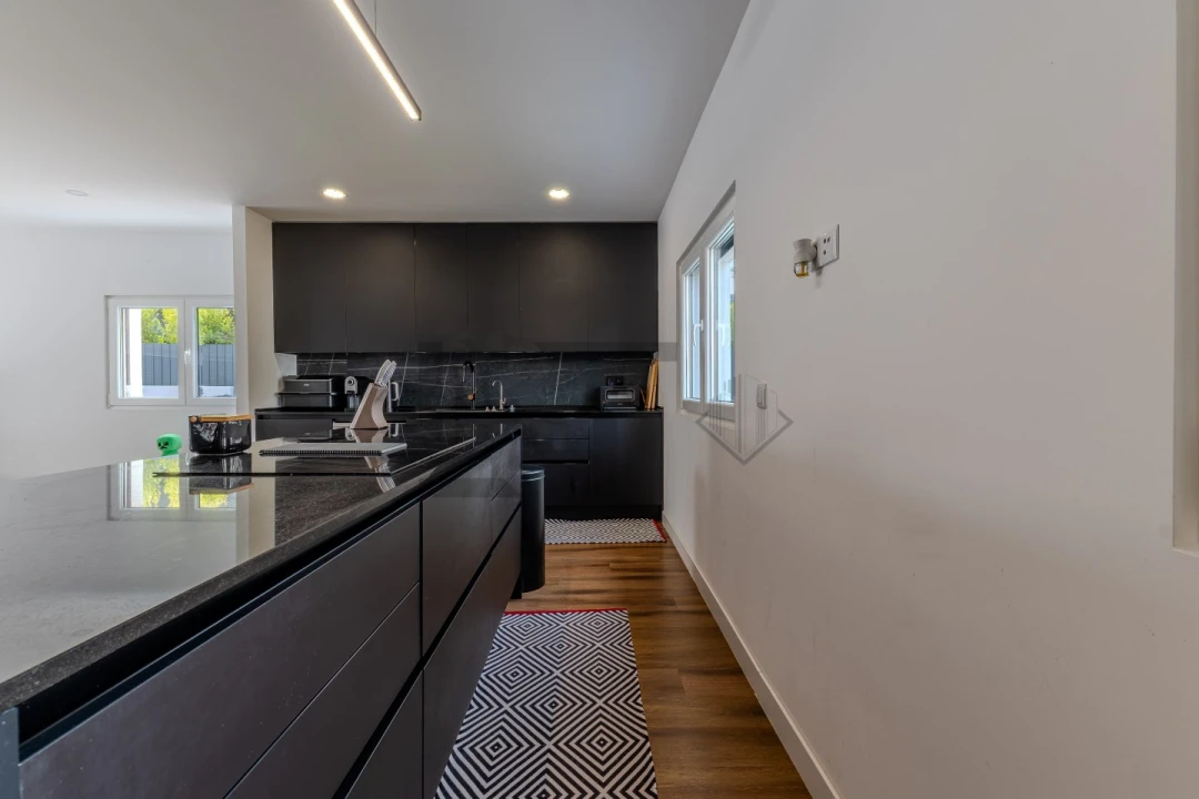 Moradia T4 para Venda em Corroios Foto 21