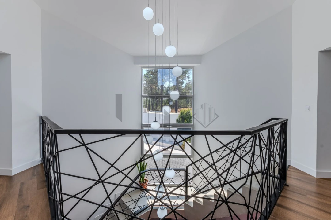 Moradia T4 para Venda em Corroios Foto 34