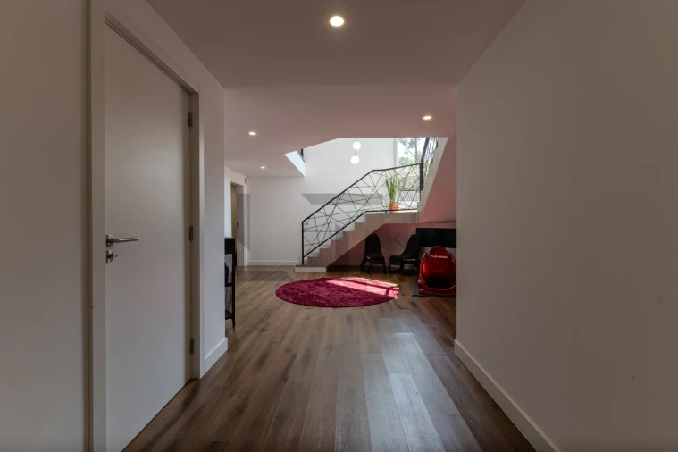 Moradia T4 para Venda em Corroios Foto 11