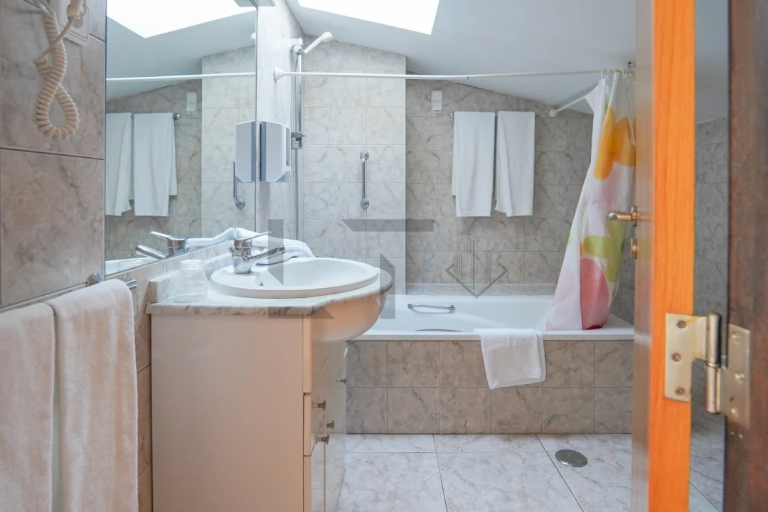 Apartamento T2 para Venda em Albufeira e Olhos de Água Foto 13