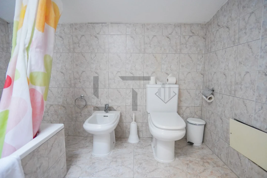 Apartamento T2 para Venda em Albufeira e Olhos de Água Foto 14