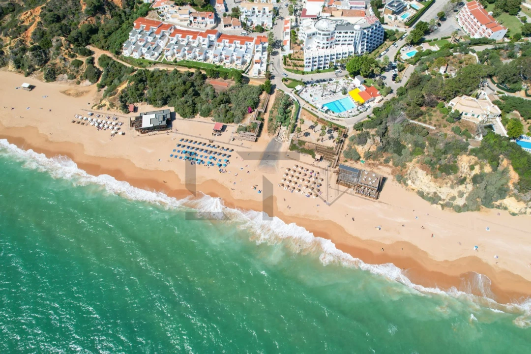 Apartamento T2 para Venda em Albufeira e Olhos de Água Foto 40