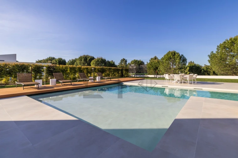 Moradia T6 para Venda em Quinta do Conde Foto 13