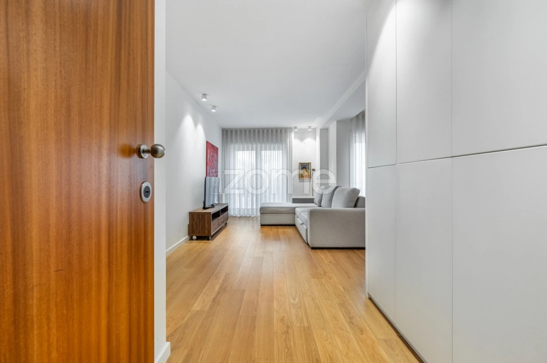 Apartamento T1 para Arrendamento em Aldoar, Foz do Douro e Nevogilde Foto 12