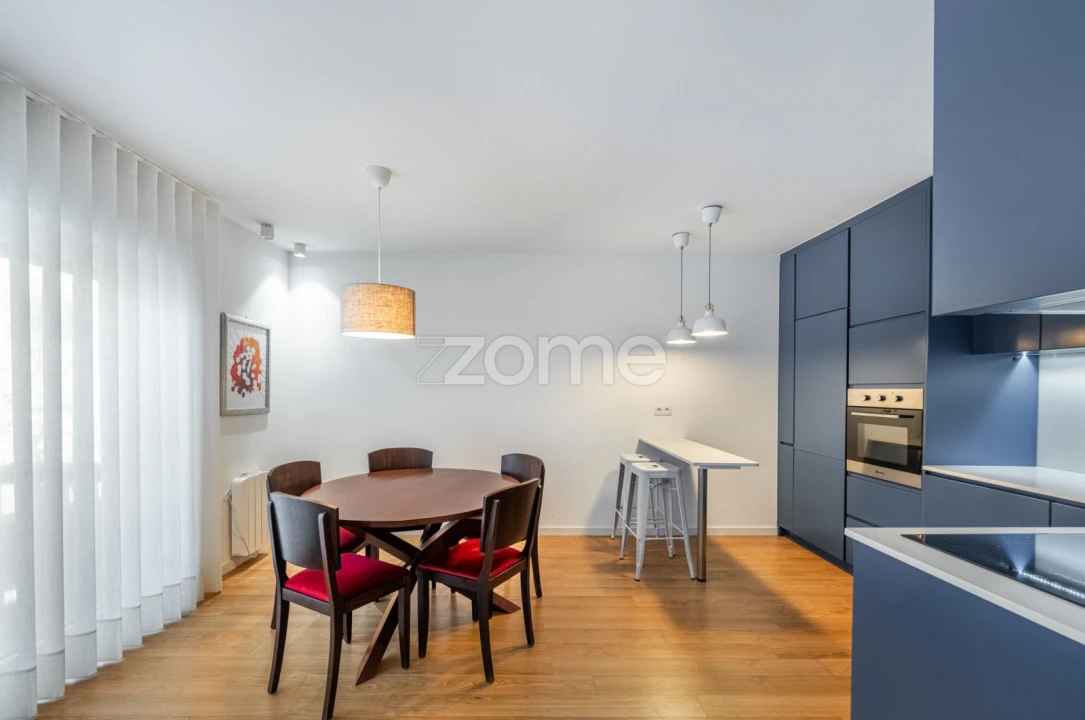 Apartamento T1 para Arrendamento em Aldoar, Foz do Douro e Nevogilde Foto 7
