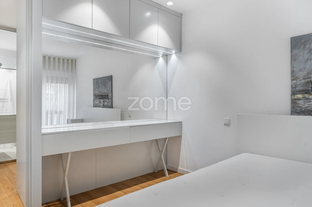 Apartamento T1 para Arrendamento em Aldoar, Foz do Douro e Nevogilde Foto 15