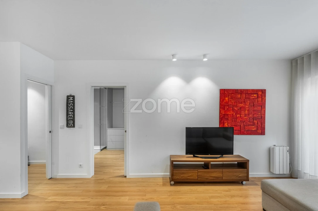 Apartamento T1 para Venda em Aldoar, Foz do Douro e Nevogilde Foto 4