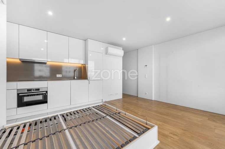 Apartamento T1 para Arrendamento em São Mamede de Infesta e Senhora da Hora Foto 12