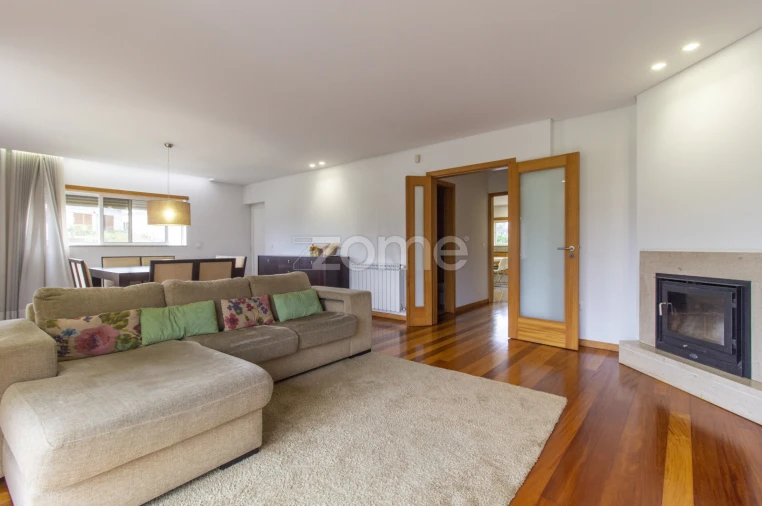 Moradia T3 para Arrendamento em Merelim (São Pedro) e Frossos