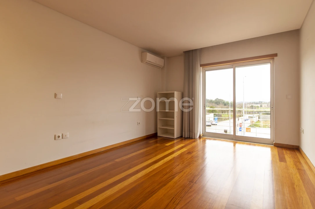 Moradia T3 para Arrendamento em Merelim (São Pedro) e Frossos Foto 21