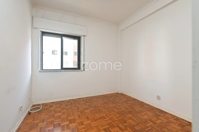 Apartamento T2 para Venda em São Domingos de Rana Foto 12