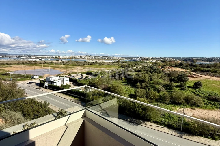 Apartamento T2 para Venda em Portimão Foto 5