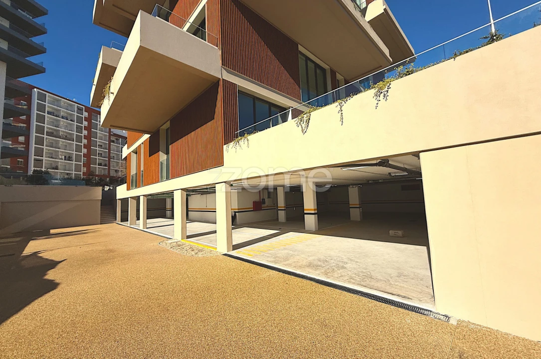 Apartamento T2 para Venda em Portimão Foto 24