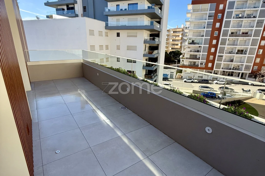 Apartamento T2 para Venda em Portimão Foto 12