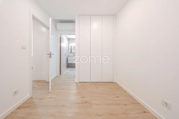 Apartamento T1 para Venda em Beato Foto 15