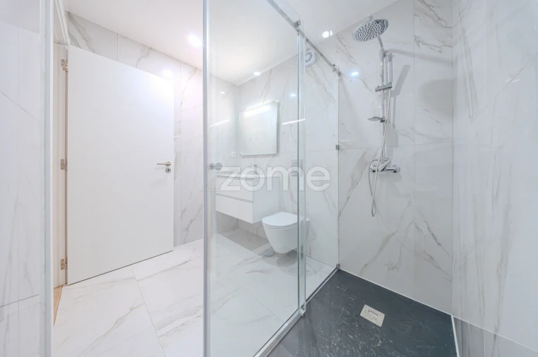 Apartamento T1 para Venda em Beato Foto 18