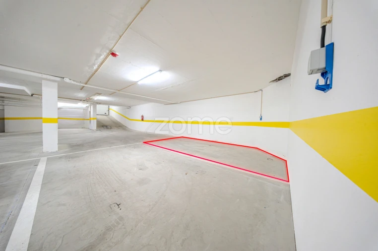 Apartamento T1 para Venda em Beato Foto 22