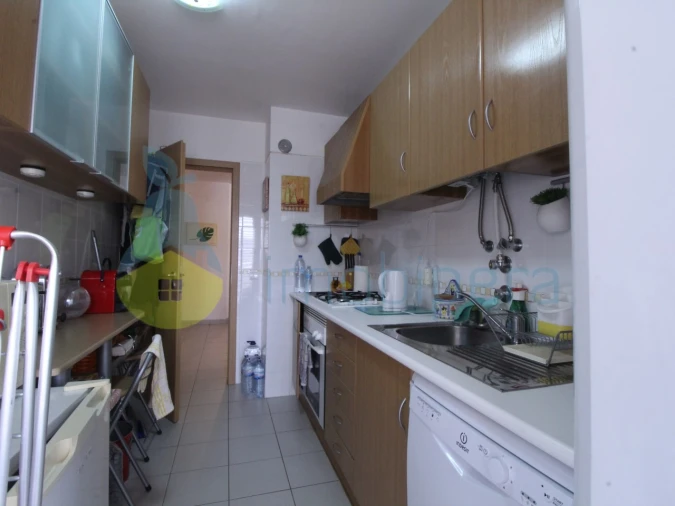 Apartamento T3 para Venda em Portimão Foto 7