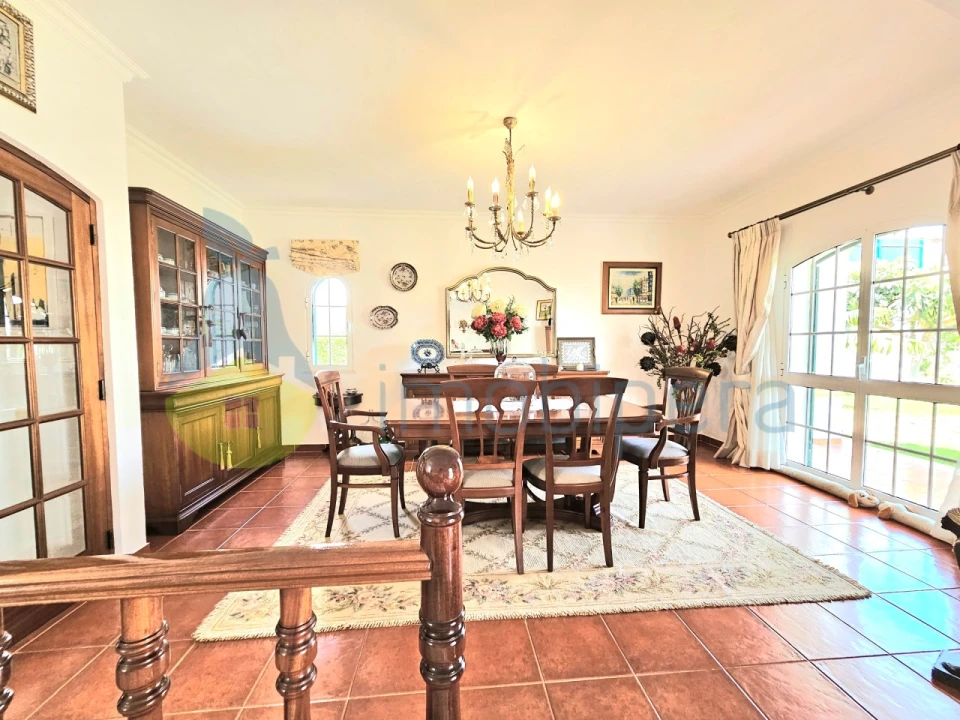 Moradia T4 para Venda em Guia Foto 24