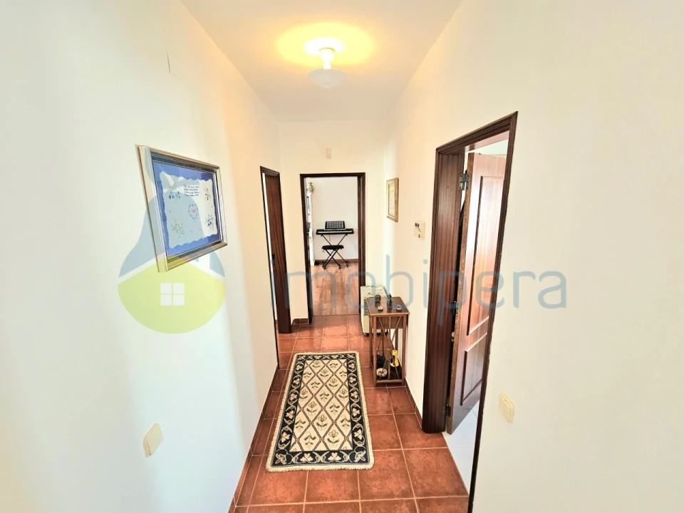 Moradia T4 para Venda em Guia Foto 49