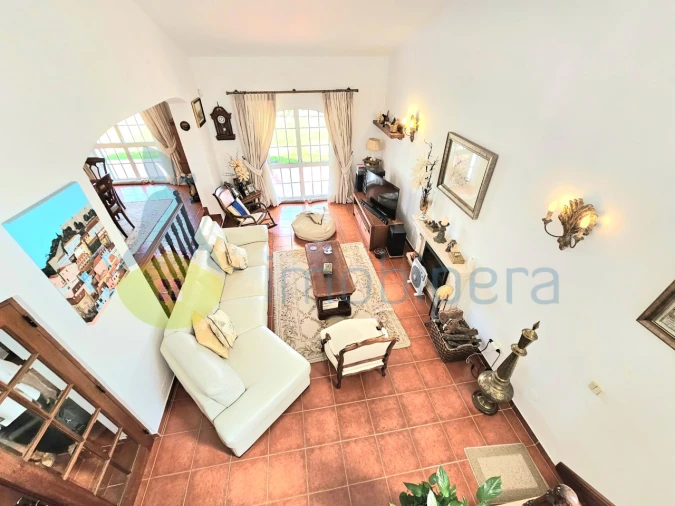 Moradia T4 para Venda em Guia Foto 23