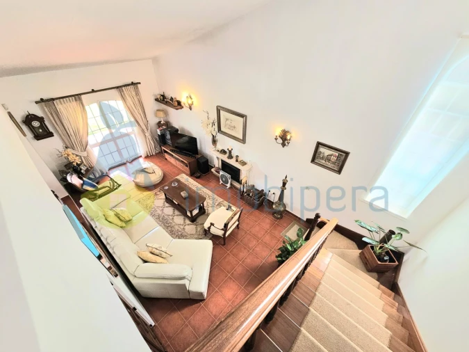 Moradia T4 para Venda em Guia Foto 27