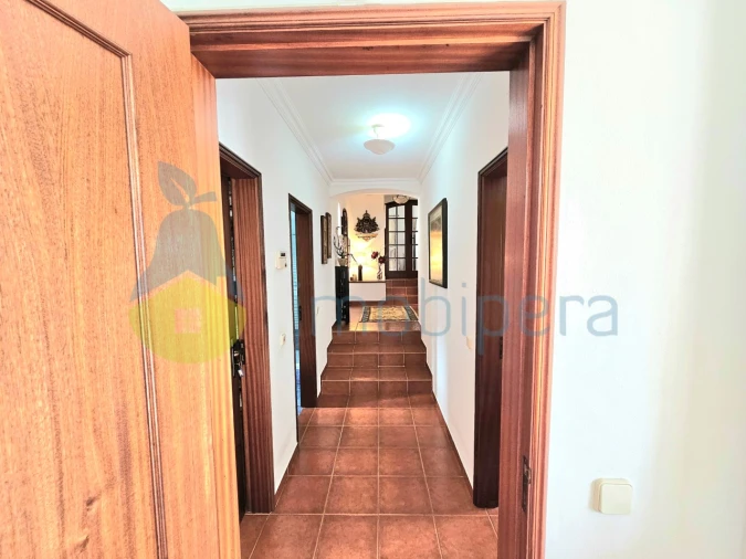 Moradia T4 para Venda em Guia Foto 32